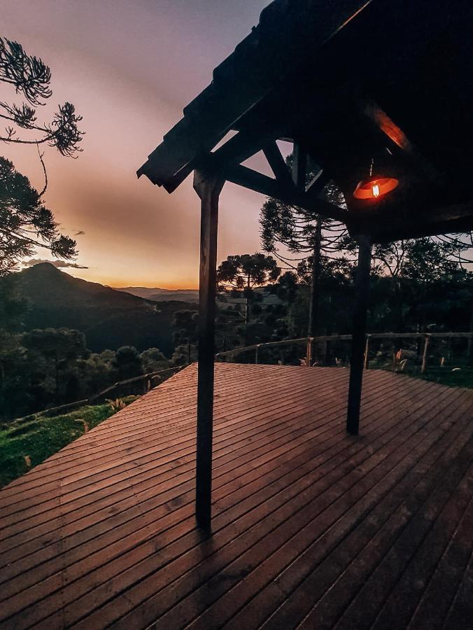 Cabana Estilo Celeiro Em Урубиси Экстерьер фото
